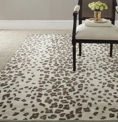 x SAFAVIEH Area Rug Collection - 2'6" x 4'3", Grassland Green, Handmade Wool ... - Image 1 of 4