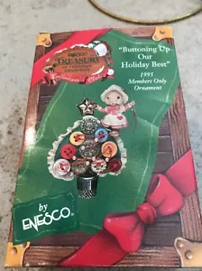 ENESCO CHRISTMAS ORNAMENT BUTTONING UP OUR HOLIDAY BEST MEMBERS MOUSE SEWING NEW - Picture 1 of 5