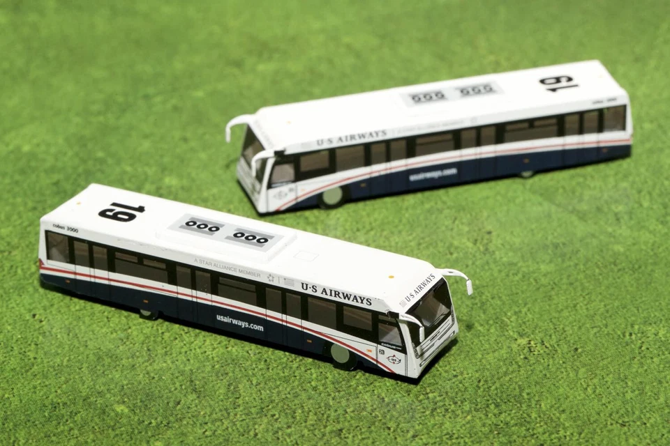 Cobus 3000 Shuttle Bus Us Airways 2 Pc Set 1/200 Diecast Geminijets G2usa573