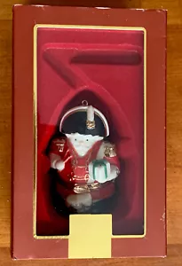 Adorno caja de baratijas Lenox The Marching Monarch - Imagen 1 de 6