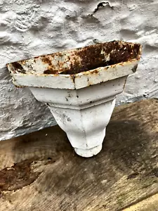 ANTIQUE VICTORIAN CAST IRON RAINWATER HOPPER GARDEN WALL POCKET PLANTER - Picture 1 of 14