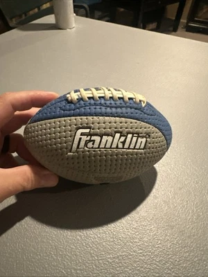 Mini fútbol americano Franklin Soft Sport Foam AirTech para niños. Foto 1 de 4