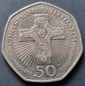 *ESCASO* 2000 Cristianismo en OIM 50p Moneda Circulada EF - Imagen 1 de 4