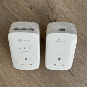 TP-Link AV1200 Powerline Passthrough Kit (TL-PA8010P & TL-PA8030P 3 Port) - Bild 1 von 16