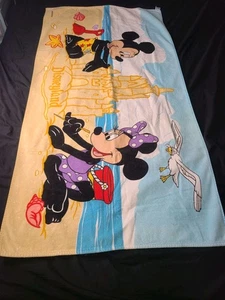Disneyland Mickey Mouse & Minnie Mouse Sand Castle Beach Towel 58" x 32" - Picture 1 of 13