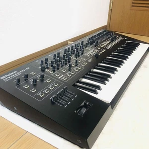 Roland SYSTEM-8 PLUG-OUT Synthesizer 49 Tasten - Bild 1 von 20