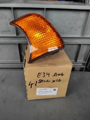 NUOVO originale BMW Serie 5 E34 indicatore di direzione anteriore sinistro 9404276  - Immagine 1 di 4