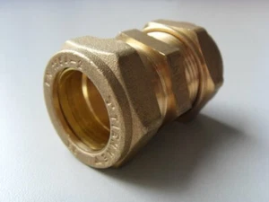 Klemm Ring Verschraubung 22 x 22 für Kupferrohr Solar Heizung Sanitär - Picture 1 of 1