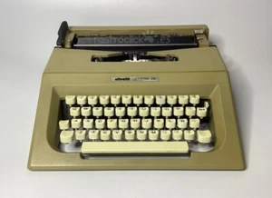 Máquina de escribir Olivetti Lettera 25 con funda - Imagen 1 de 10