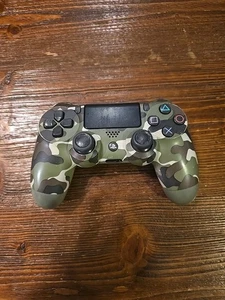 Sony PlayStation 4 DualShock 4 Wireless Controller – Green Camouflage CUH-ZCT2U - Picture 1 of 4