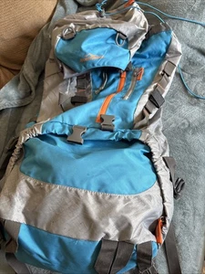 Adventuridge Hiking Camping Backpack Blue Adjustable Height - Picture 1 of 8