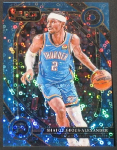 Shai Gilgeous Alexander 2024-25 Panini Select Light Blue Disco Prizm 262 (36/99) - Bild 1 von 2