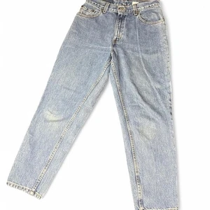 VTG Levis 550 Women’s Jeans Relaxed Fit Tapered Leg Misses SZ 8 - Picture 1 of 7