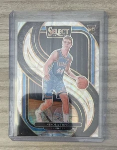 2024-25 Panini Select Premier Scope Prizm #171 Nikola Topic RC Thunder - Foto 1 di 2