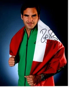 ROGER FEDERER Signed 8x10 TENNIS Photo w/ Hologram COA - Picture 1 of 2
