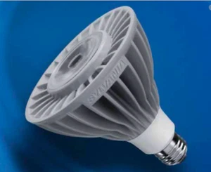 SYLVANIA Professional Series Ultra LED PAR30LNFL40 120V 13W 3000K 820Lum CRI 87 - Picture 1 of 3