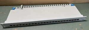 CAT 6a Patchpanel Verteilerfeld 24 Port - Desktop 19" Zoll Rackeinbau Servermont - Afbeelding 1 van 3