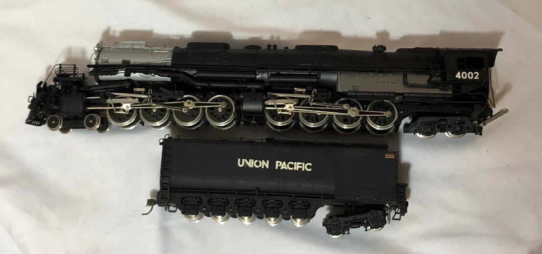 天賞堂 UP 4-8-8-4 BIG BOY w/Tender No.126 Tenshodo 126 HO BRASS UP 4-8-8-4 Big Boy Steam Locomotive & Tender