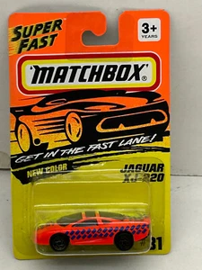 1993 MATCHBOX SUPERFAST #31 RED & LIME JAGUAR XJ220 NEW ON CARD - Picture 1 of 3