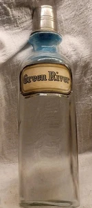 BOTELLA DE JARABE FUENTE BAJO VIDRIO ETIQUETA GREEN RIVER con TAPA ORIGINAL - Imagen 1 de 12