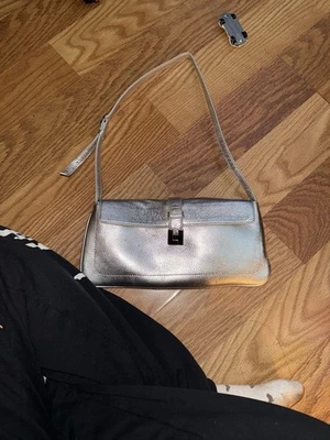 Lambertson Truex Handbag - Image 1 of 4