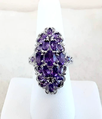 Anel floral de ametista africana prata esterlina com sobreposição de ródio tamanho 7 - Imagem 1 de 4