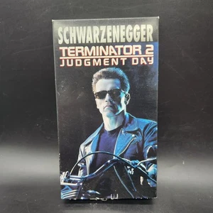 Schwarzenegger Terminator 2 Judgment Day 1991 VHS - Picture 1 of 2