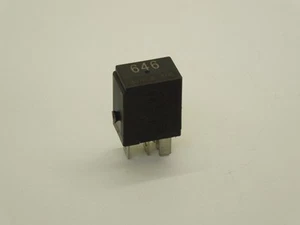 VW Scirocco 137 1K8 Fanfare Horn Relay 646 4H0951253C - Picture 1 of 6