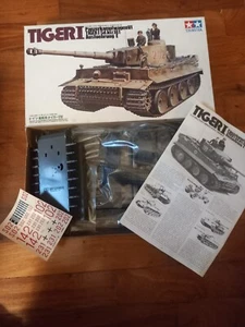 TAMIYA Panzerkampfwagen VI Tiger I Sd.Kfz. 181 1/35 - Foto 1 di 1