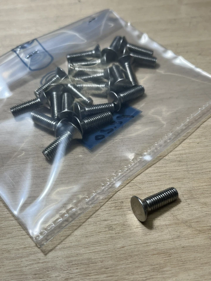 VITE ACCIAIO INOX M5X13 TESTA SVASATA PIANA SENZA IMPRONTA  20PZ. - Immagine 1 di 1