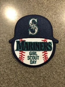 Parche del Día de las Niñas Scouts de los Marineros de Seattle Nuevo Hierro Coser Logo Bordado RARO - Imagen 1 de 4