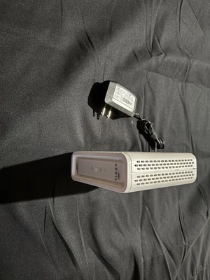 ARRIS SB8200 Cable Modem Fast DOCSIS 3.1 32x8 Gigabit Cable Modem  - Image 1 of 3