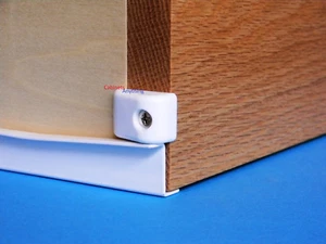 (10) Paquete de parachoques de cajón Blum Pullout (con tornillos) - Imagen 1 de 2