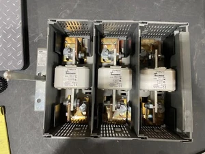 Scollegatore fusibile interruttore ABB OES 600R03 USATO - Foto 1 di 7