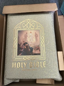 Authorized King James Version 1959 Holy Bible Consolidated Book Publishers NEW - Picture 1 of 11