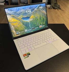 2023 ASUS Zephyrus G14 Laptop AMD Ryzen 9 7940HS Nvidia RTX 4060 32GB 512SSD - Picture 1 of 8