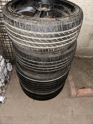 Set of Used Tires with Rims for Cars - Image 1 of 2