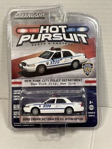 Greenlight Ford Crown Victoria Hot Pursuit NYPD Series 12 Police Car New York - Picture 1 of 4
