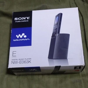 Sony NW-E063K Red Walkman Digital Media Player 4GB Used with Box - Picture 1 of 3