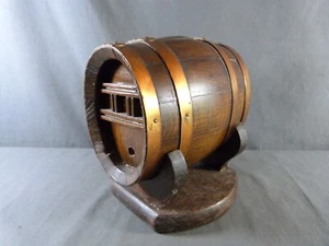 French Vintage oval barrel in oak rimmed with brass on its support - Picture 1 of 7