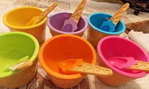 Vintage Avon Süßlöffel Eistüten Set - 6 Schüsseln mit passenden Löffeln - Bild 1 von 3