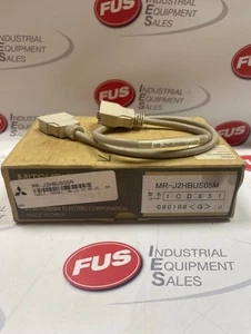 Mitsubishi MR-J2HBUS05M Servo Drive Cable - Picture 1 of 1