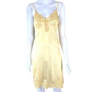 Vintage 1960's Yellow Petticoat Full Slip Gathered Bust W Lace Size 12-14 Japan - Picture 1 of 7