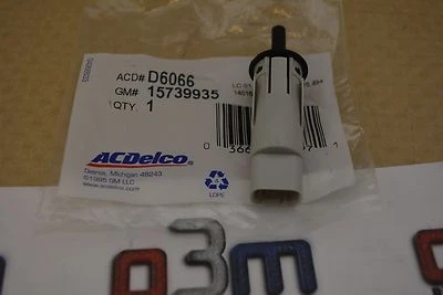 1995-2000 Chevrolet Tahoe GMC Sierra Yukon Cadillac Door Jamb Switch OEM New - Image 1 of 3