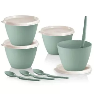 Tupperware Retro Refrigerator bowl with hang on spoons green BRAND NEW - Picture 1 of 1