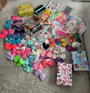 JoJo Siwa HUGE Lot of Hair Bows Doll Accessories Book Posters - Picture 1 of 7