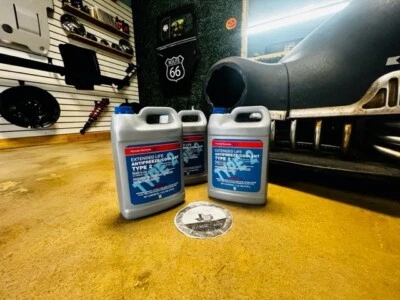 (3) Genuine Honda/Acura Long Life Antifreeze/Coolant Type 2 OL9999011 - Image 1 of 4