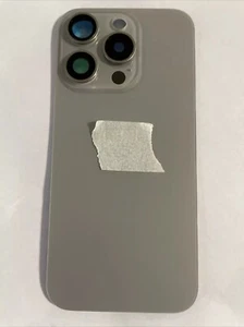 Back vetro Scocca Posteriore Per iPhone 15 Pro Compatibile Magneti Argento - Foto 1 di 2