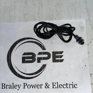 SCHNEIDER ELECTRIC TELEMECANIQUE XS4P12PA340 - Picture 1 of 3