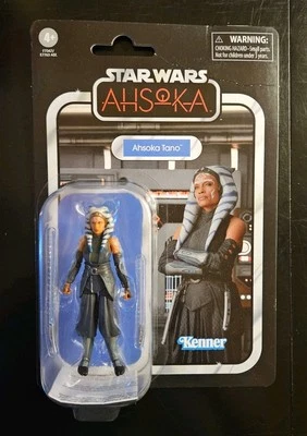 Star Wars ~ Ahsoka ~ Vintage Collection ~ Ahsoka Tano ~ 2023 ~ Kenner - Image 1 of 4